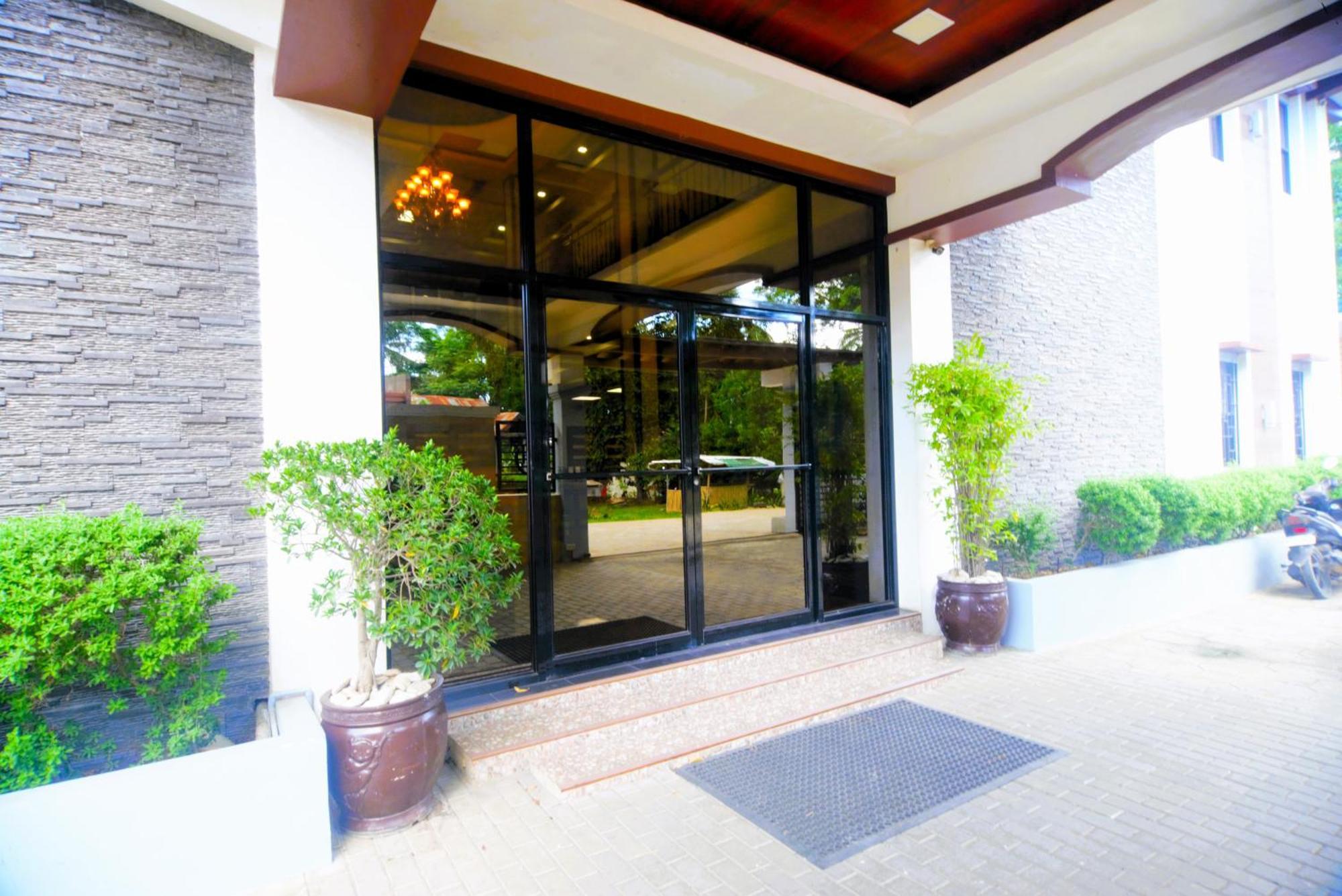 加布里埃拉酒店 塔比拉兰 外观 照片